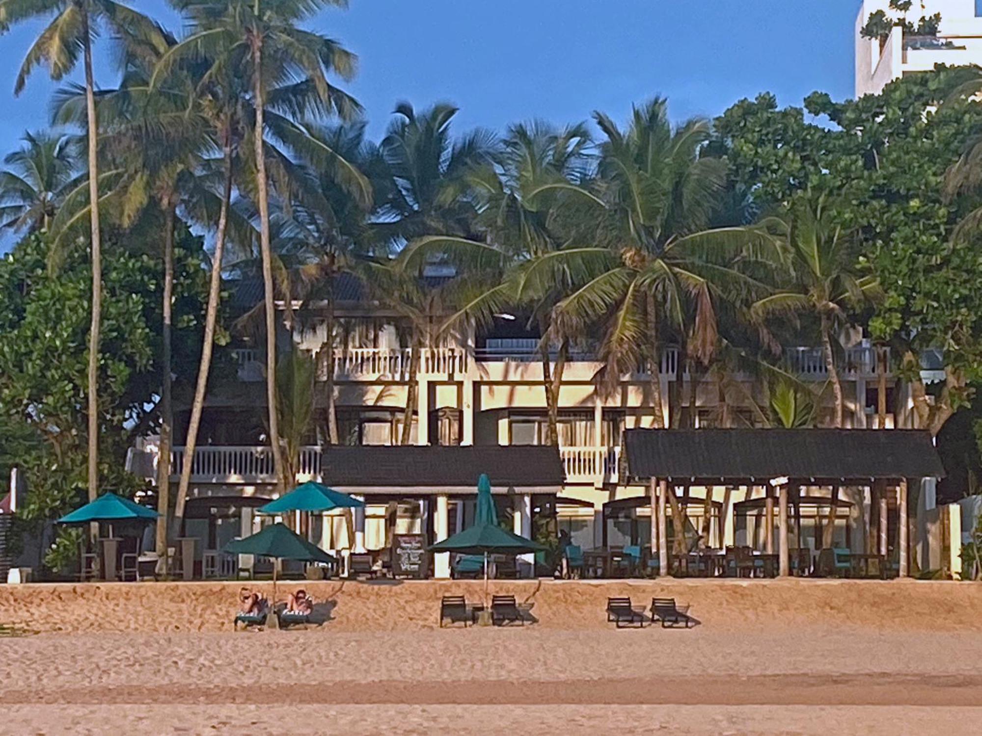Lanka Hotel