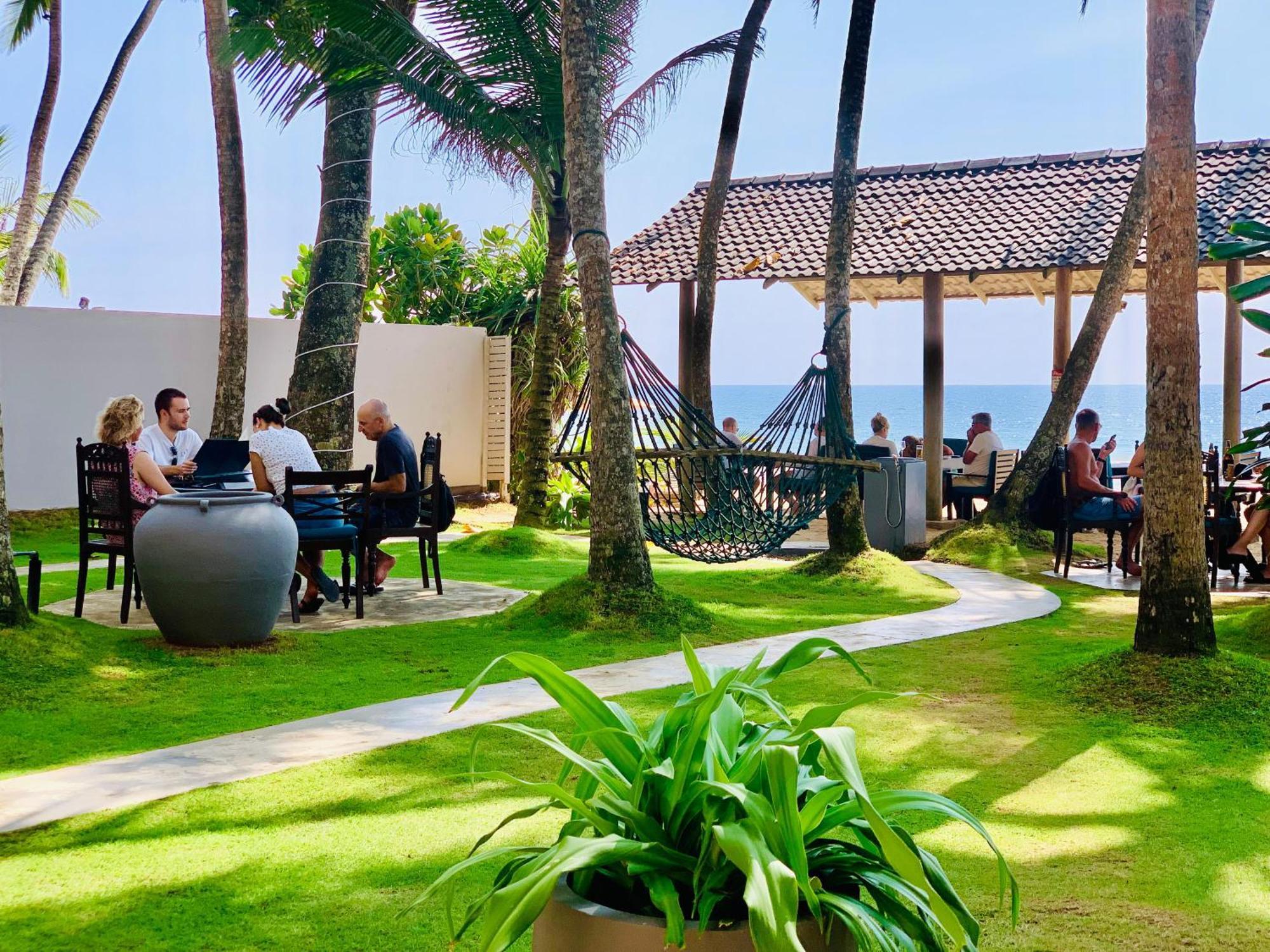 Lanka 4* Хіккадува